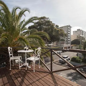spring-tide-inn.hotels-capetown.com/