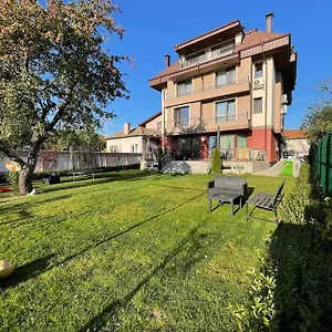 zaraaparthotel.sofiahotelsbg.com/